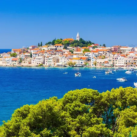 In - Sibenik Riviera 35910 *