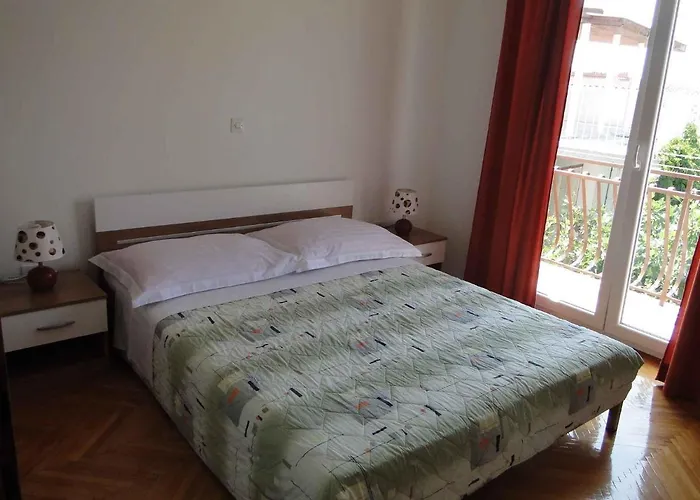 In - Sibenik Riviera 35910 Apartman *